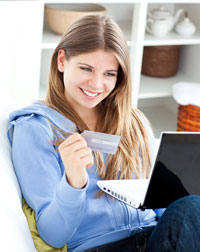 happy-credit-card-shopper happy-credit-card-shopper