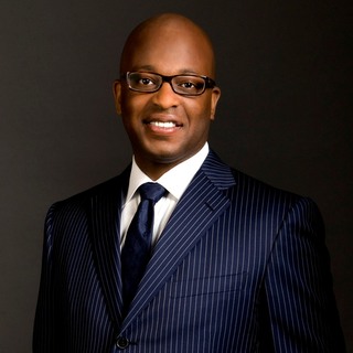 frankcooper-lb19102-crop