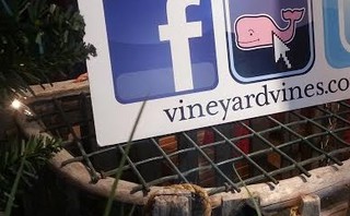 vineyard-vines vineyard-vines