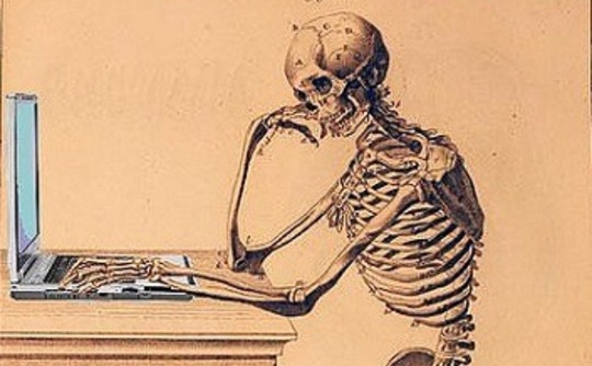 skeleton-desktop-flickr-3397858623-ff8e4ce060-z skeleton-desktop-flickr-3397858623-ff8e4ce060-z