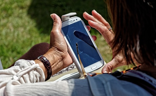 using-your-mobile-phone using-your-mobile-phone